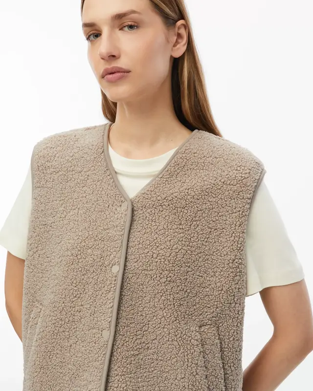 S. Oliver Teddy Vest, Relaxed Fit - Sand