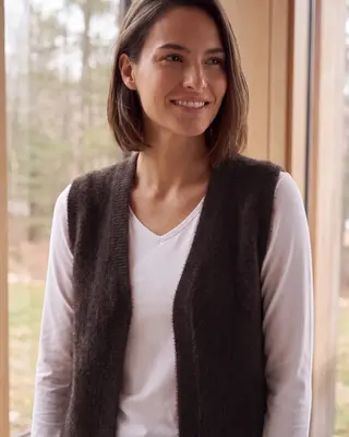 Cecil Open Cardigan, Feather Yarn - Berry Red
