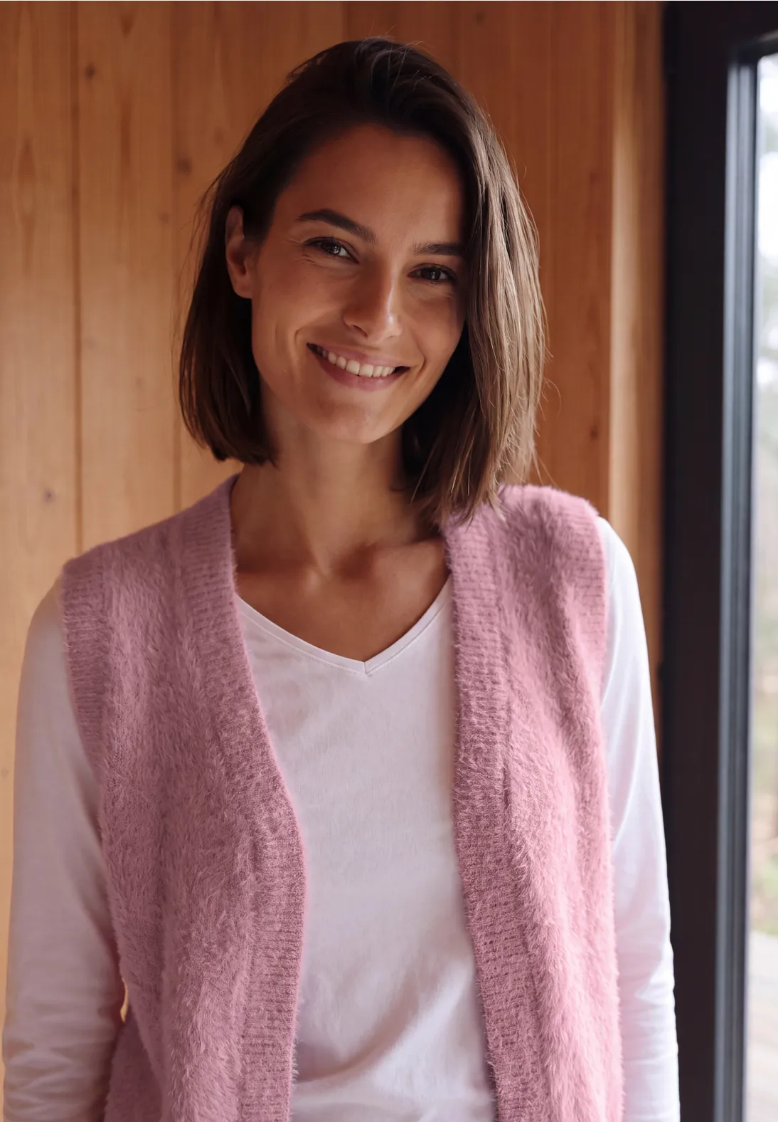Cecil Open Cardigan, Feather Yarn - Velvet Rose