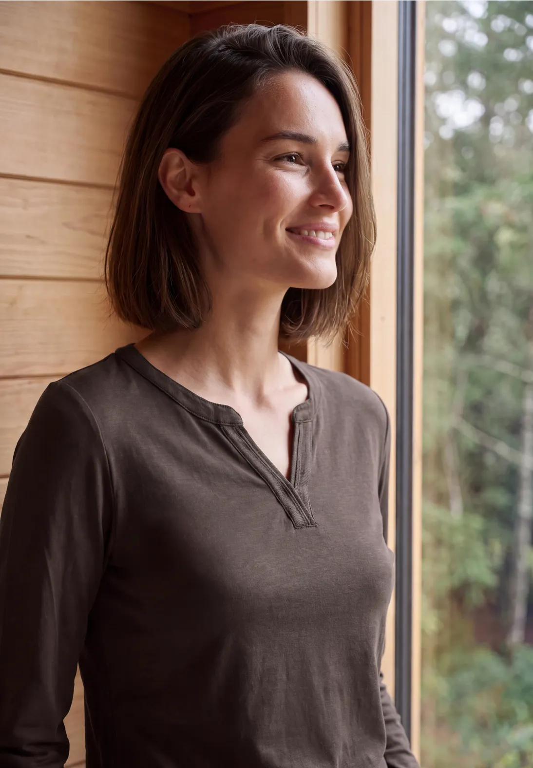 Cecil Shirt with V-Slit - Truffle Brown