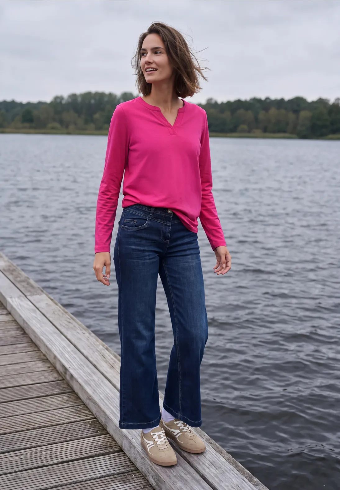 Cecil Shirt with V-Slit - Pink Flash