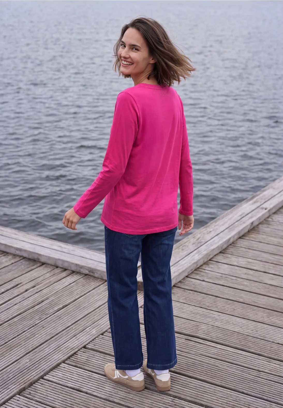 Cecil Shirt with V-Slit - Pink Flash