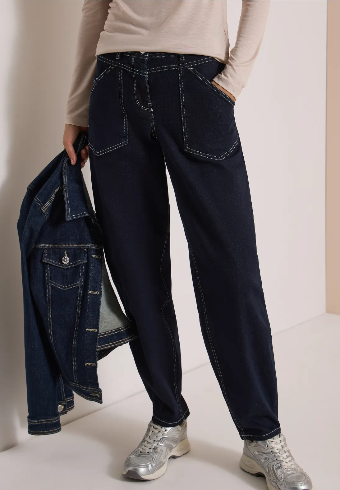 Cecil Barrel Leg Jeans - Rinsed Wash