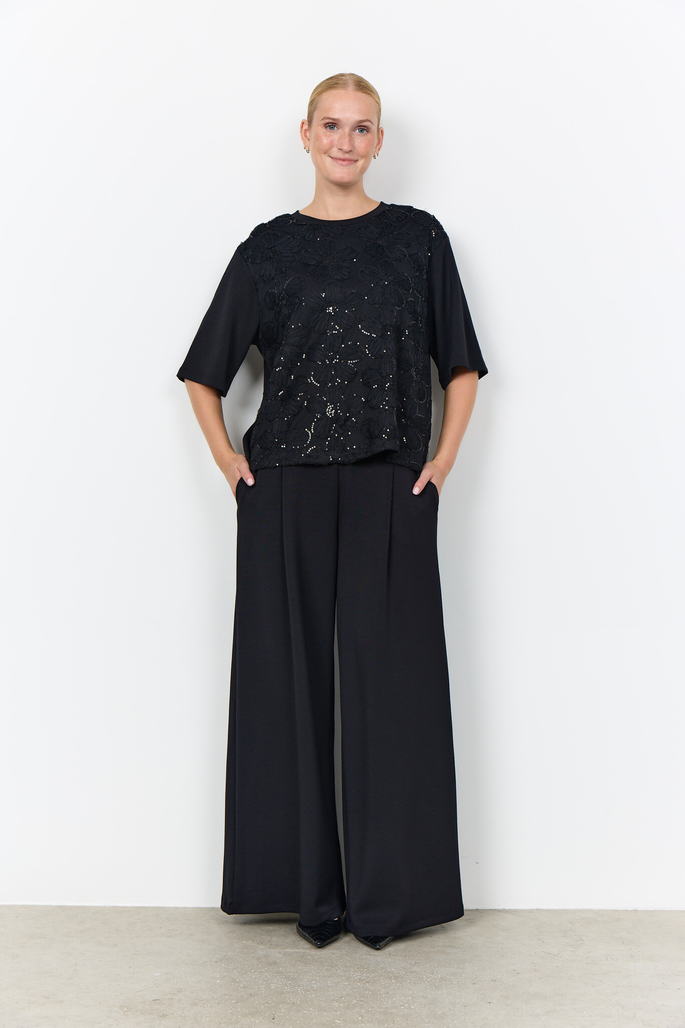 Soyaconcept Kanten T-Shirt Banu 345 - Black