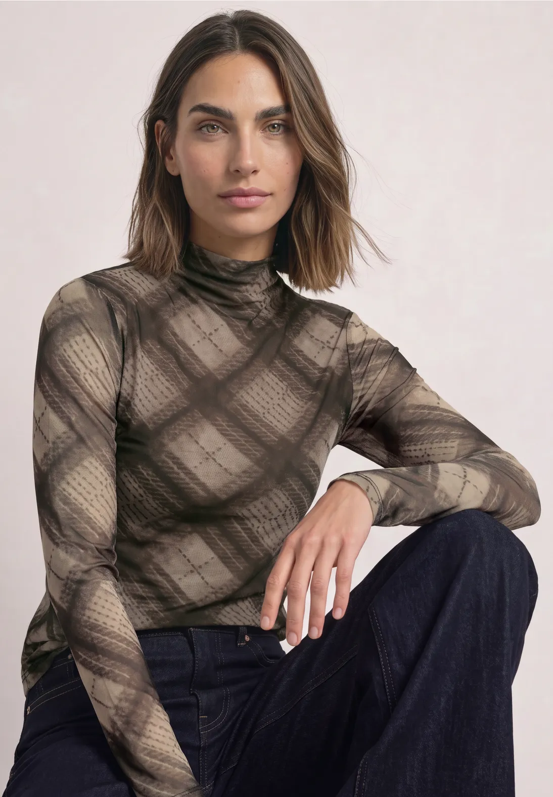 Street One Mesh Shirt mit Rollkragen - Sanded Amber
