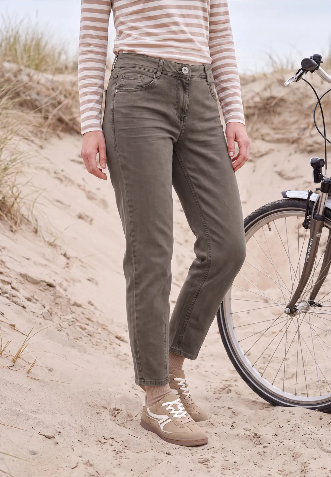 Cecil Barrel Jeans Scarlett - Mocha Brown