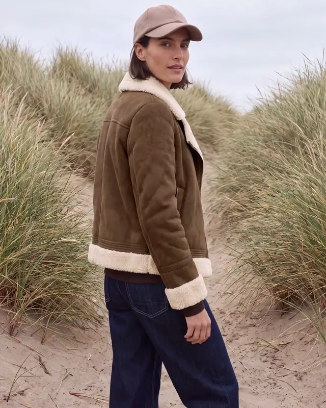 Cecil Velour Jacket with Teddydetails - Mocha Brown