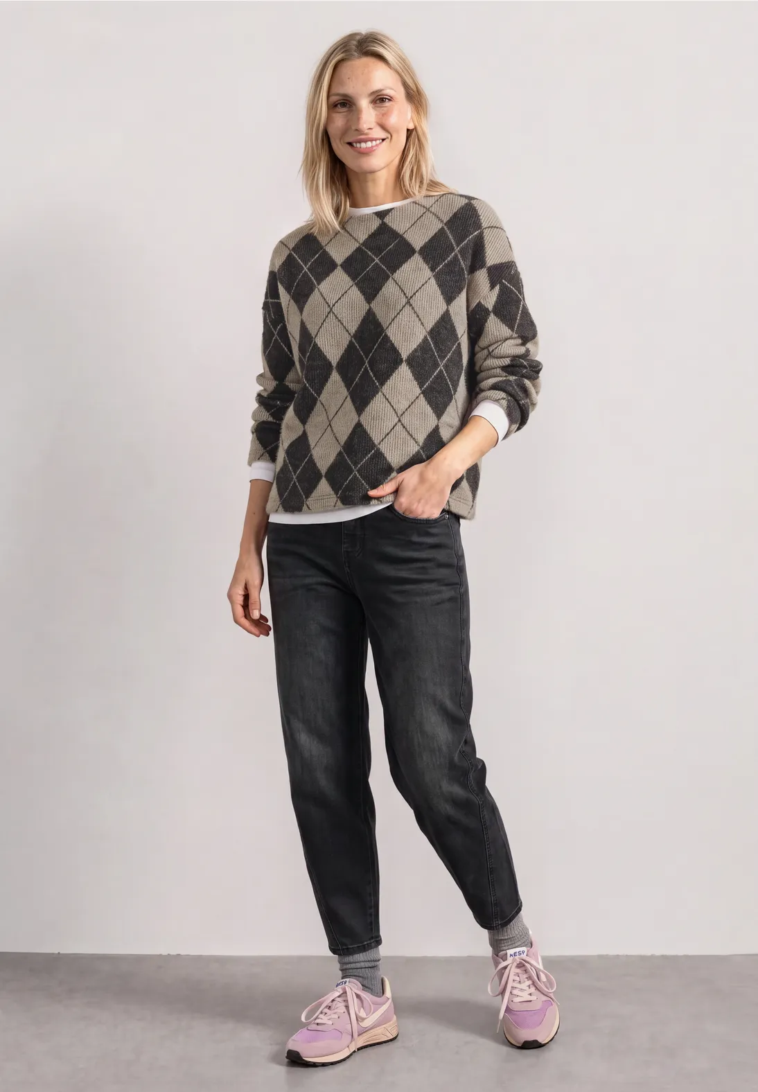 Street One Shirt with Collar - Black Coffee - Copy
