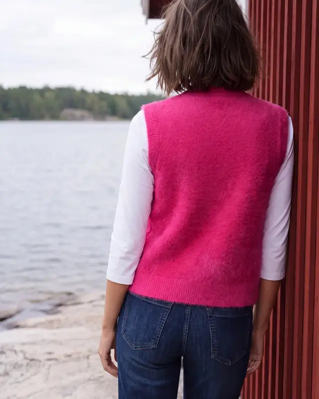 Cecil Open Cardigan, Feather Yarn - Pink Flash