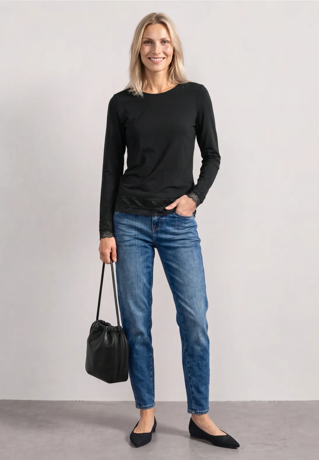 Street One Longsleeve with Lace - Black