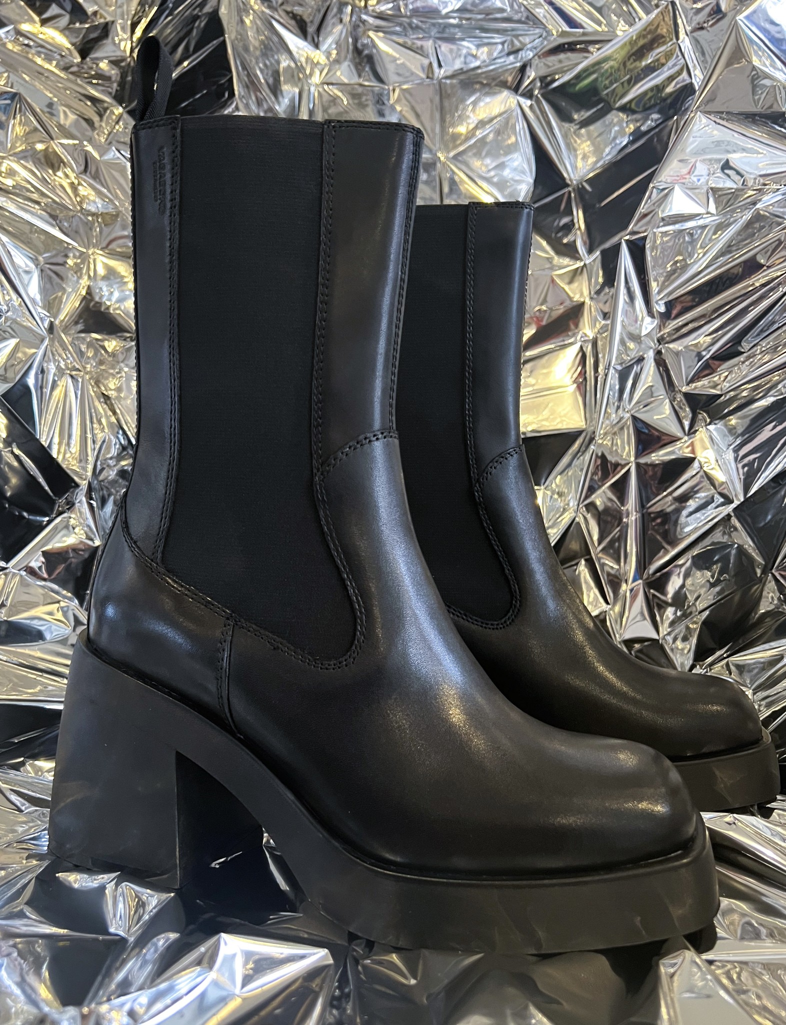 Vagabond Shoemakers Brooke Chelsea boots - Muze the Store