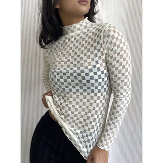 Find Me Now Harmony checkered mesh top white