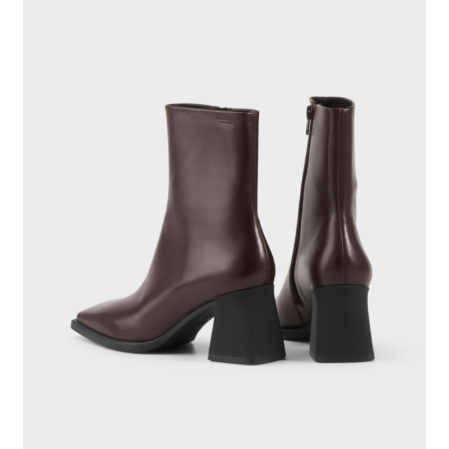 Vagabond Shoemakers Hedda Ankle Boots Cherry