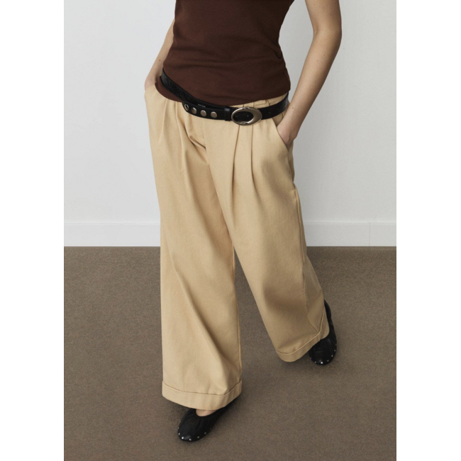 Laagam Smith Tailored Pants Beige