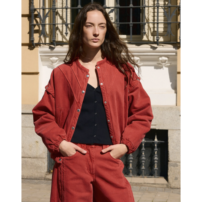 Macabla Detachable Jacket Red