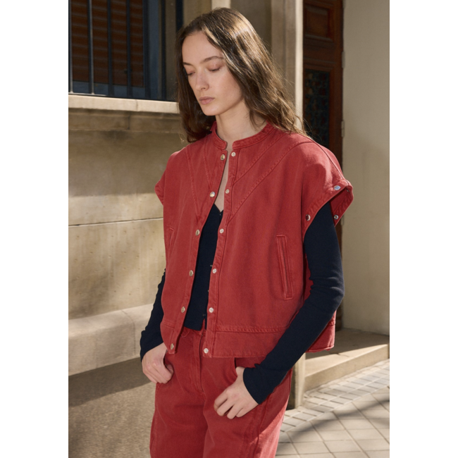 Macabla Detachable Jacket Red