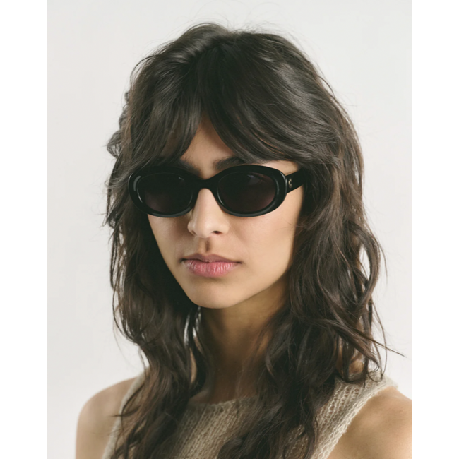 Corlin Capri Sunglasses Black Black