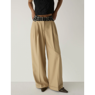 Laagam Smith Tailored Pants Check Sand