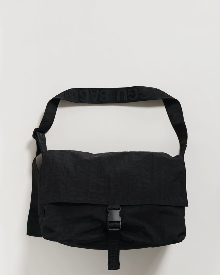 sports satchel bag