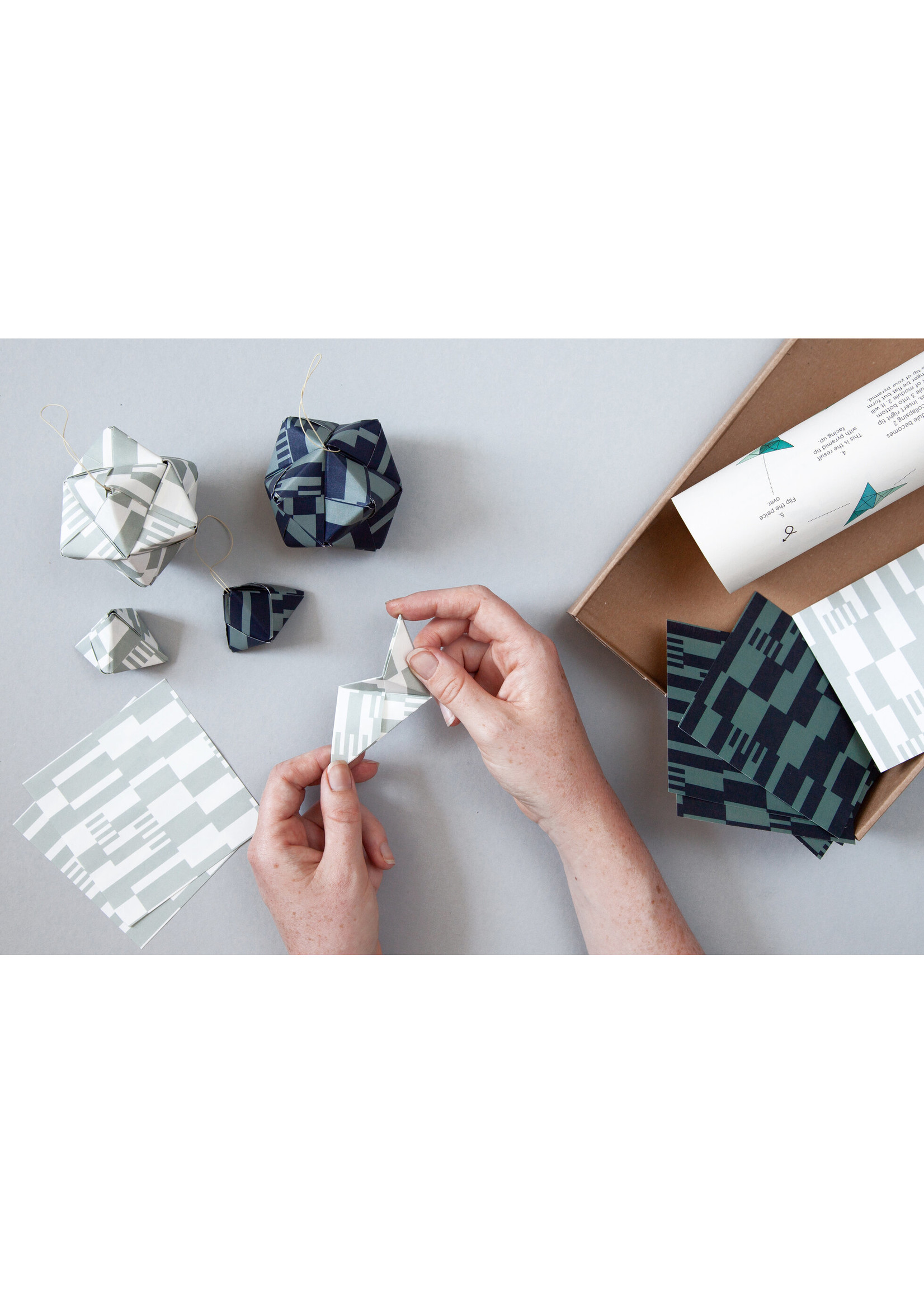 Ola Ola Origami Decoration Kit - Anni Print