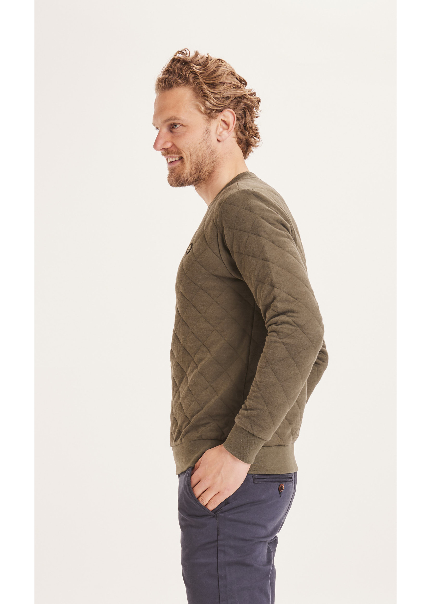 KnowledgeCotton KnowledgeCotton ELM quilted sweat with badge - Forrest Night