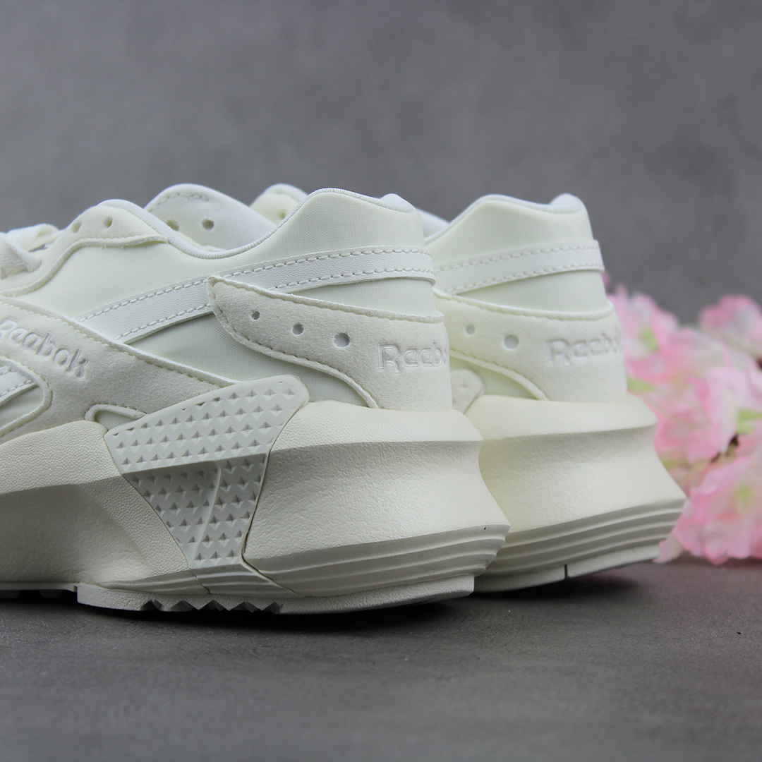reebok aztrek double 93 white