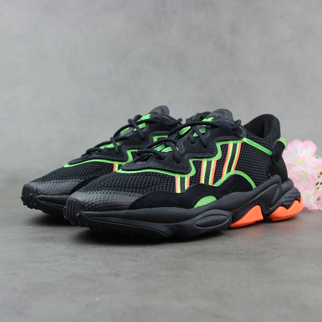 Adidas Ozweego (Core Black/Solar Green 