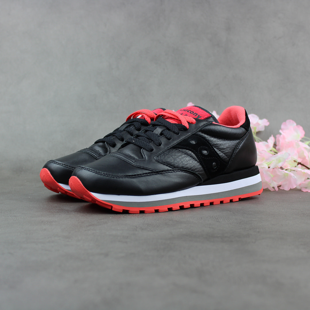 saucony shadow black red