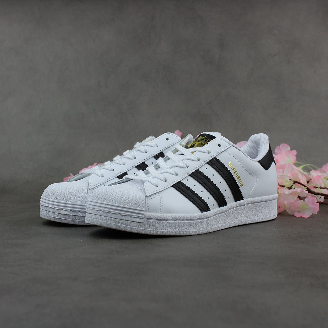 adidas superstar white