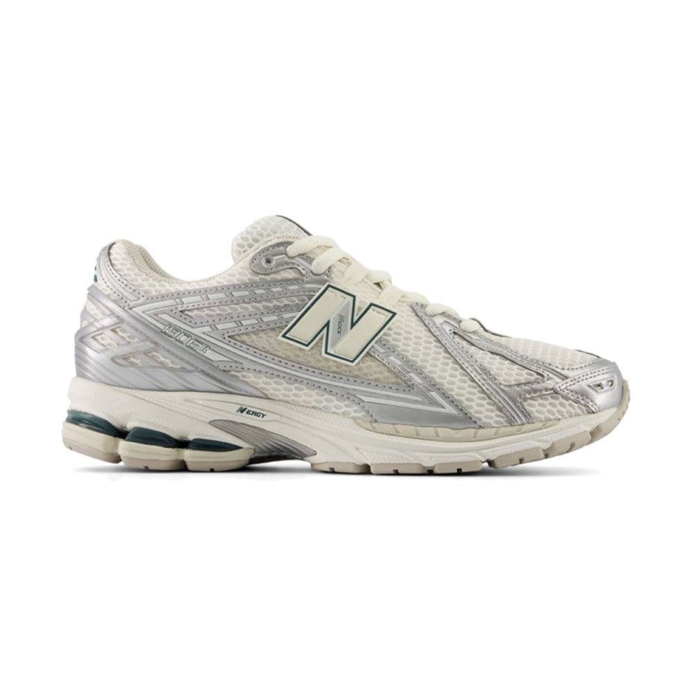 New Balance M1906REE (Silver Metallic/Sea Salt)