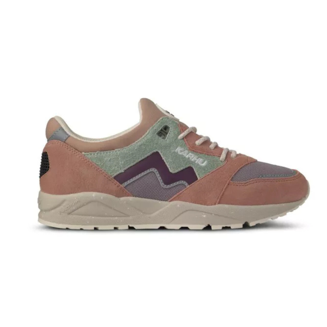 Karhu Aria (Warm Taupe/Fig) F803131