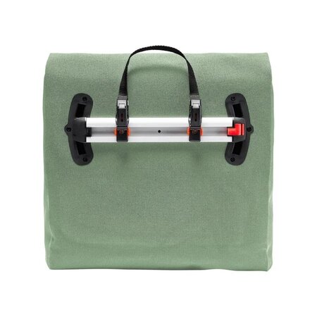 Vaude Enkele fietstas / messenger Augsburg IV 14L M Willow Green