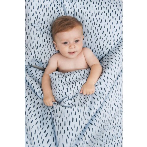 Trixie Trixie katoenen babydeken met fleece voering Blue Meadow 75 x 100 cm Trixie Trixie katoenen babydeken met fleece voering Blue Meadow 75 x 100 cm