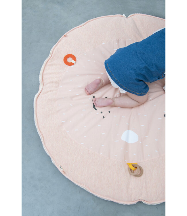 Trixie Babygym Mrs Rabbit speelboog & speelkleed met activiteitenspeeltjes