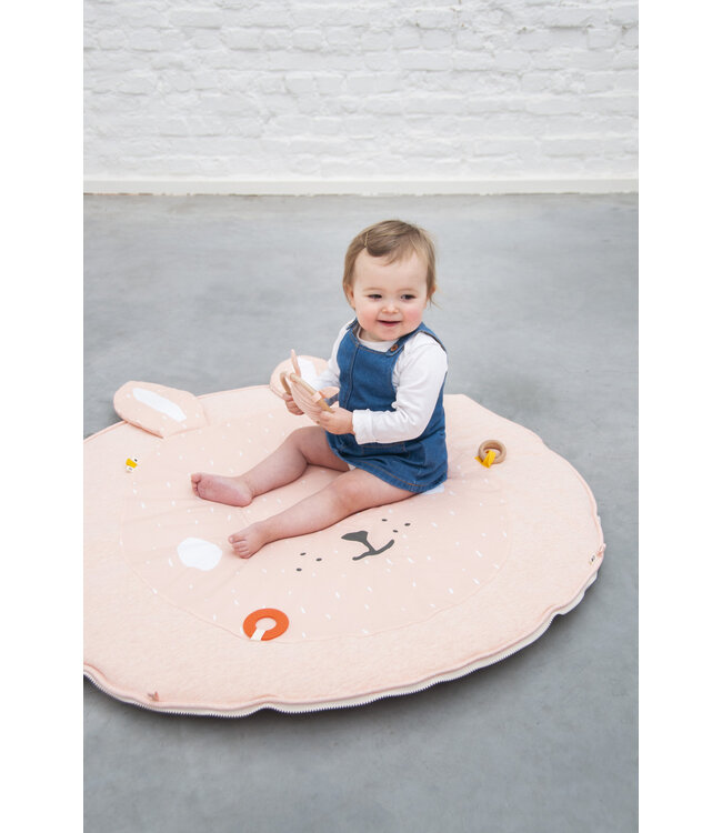 Trixie Babygym Mrs Rabbit speelboog & speelkleed met activiteitenspeeltjes