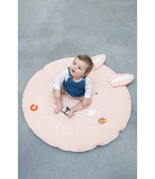 Trixie Babygym Mrs Rabbit speelboog & speelkleed met activiteitenspeeltjes