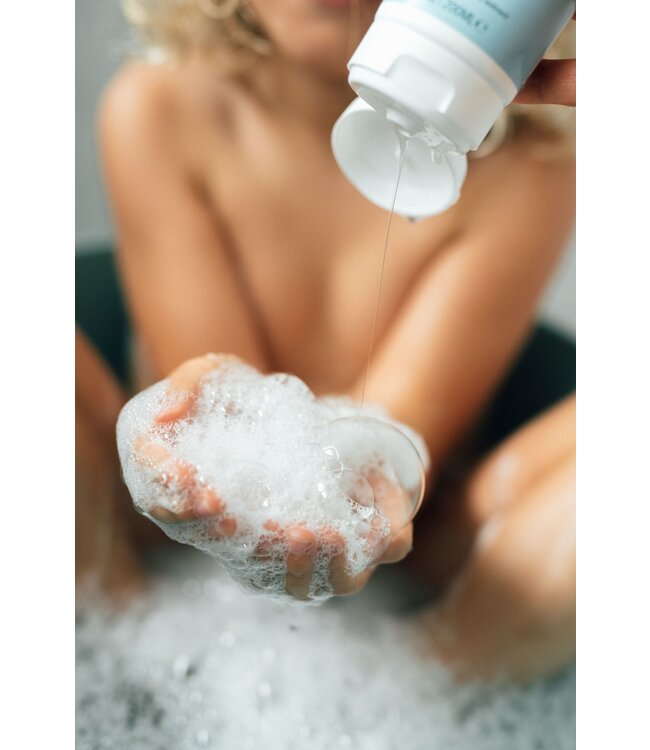 Naif Cleansing Wash gel - Baby Bad- & Douchegel 200 ml