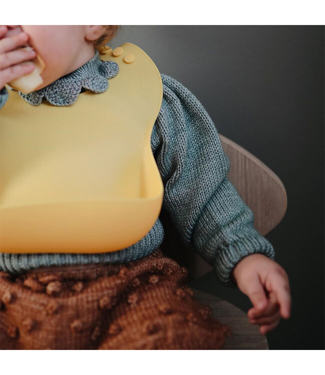 Mushie Slab van siliconen met opvangbakje Cambridge Blue / Sage