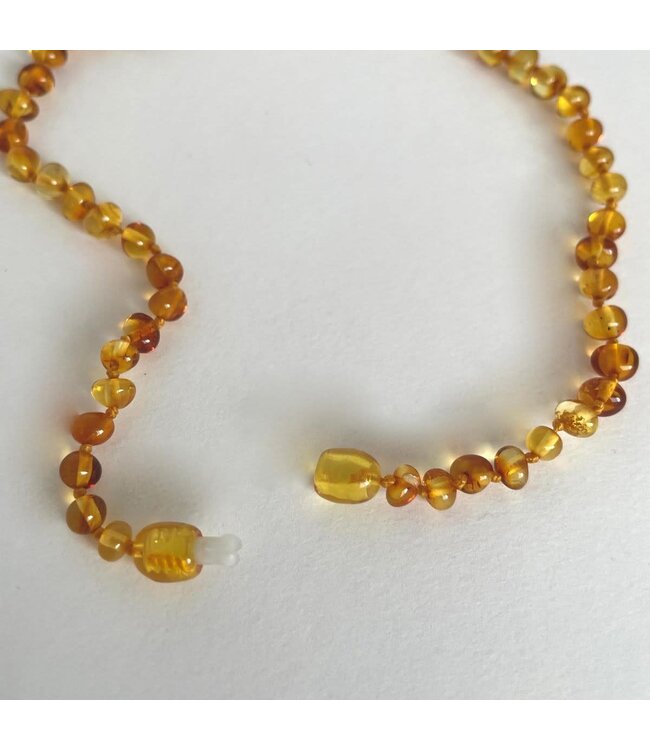 Barnsteen ketting Amber (34 cm - 3 maand tot 4 jaar)
