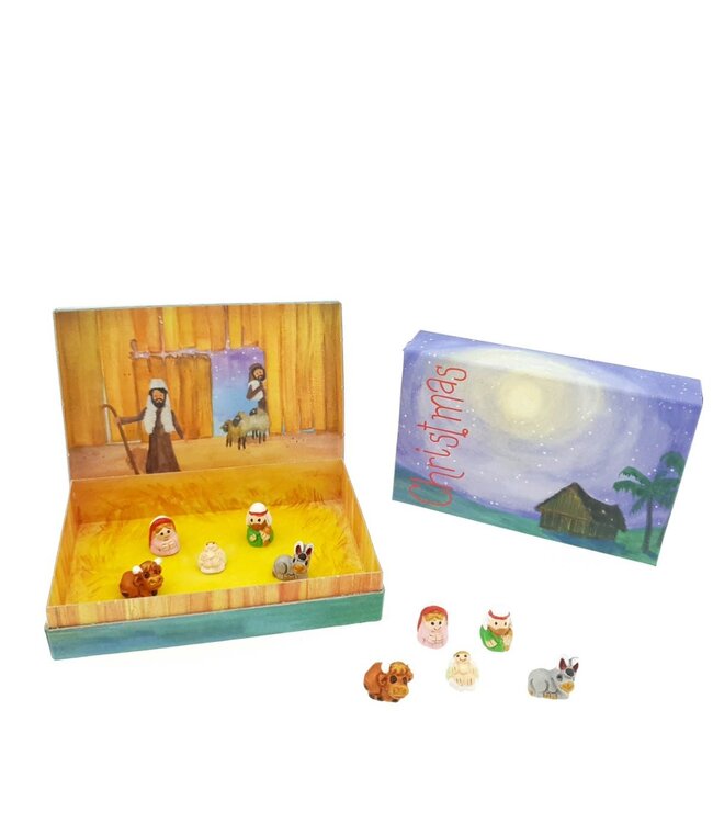 Titicaca Fairtrade Stories kartonnen doosje met aardenwerk kerstfiguren - 5-delig  Fair Trade from Peru