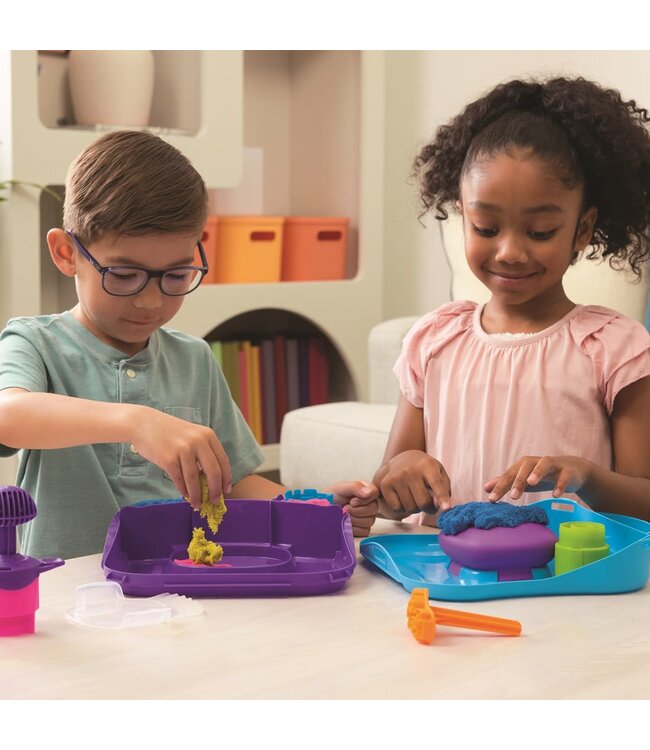 Kinetic Sand Kinetisch zand set - Squishmotion met Herbruikbare Opbergdoos