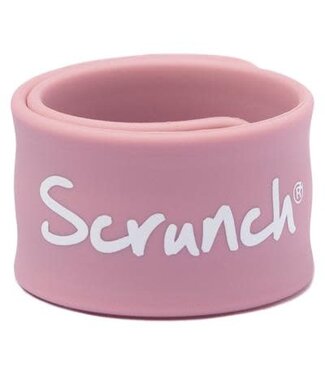 Scrunch Polsbandje Naam en Telefoonnummer - Blush Scrunch Polsbandje Naam en Telefoonnummer - Blush