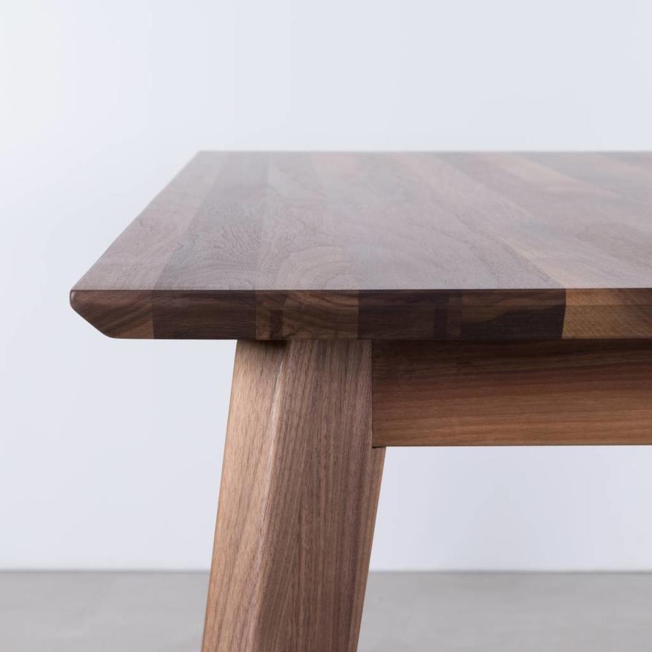 Gunni Table Walnut