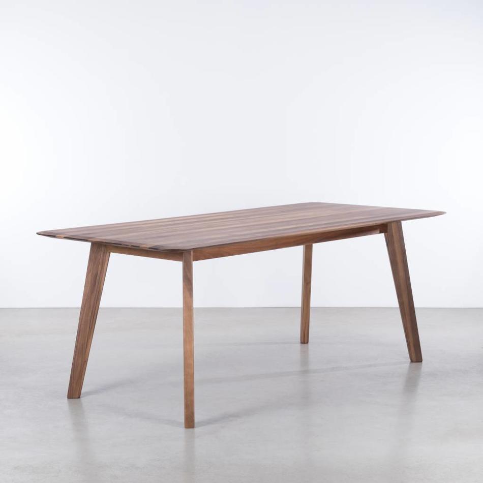 Samt Table Walnut