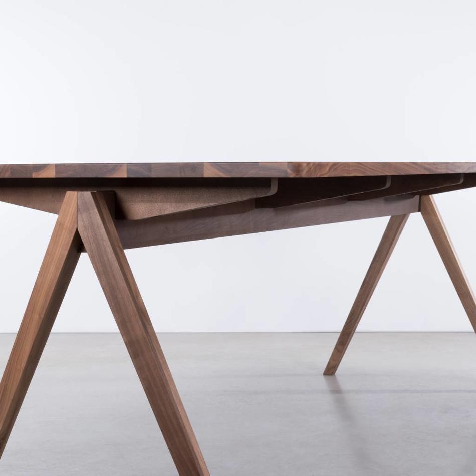 TD4 Wood Table Walnut