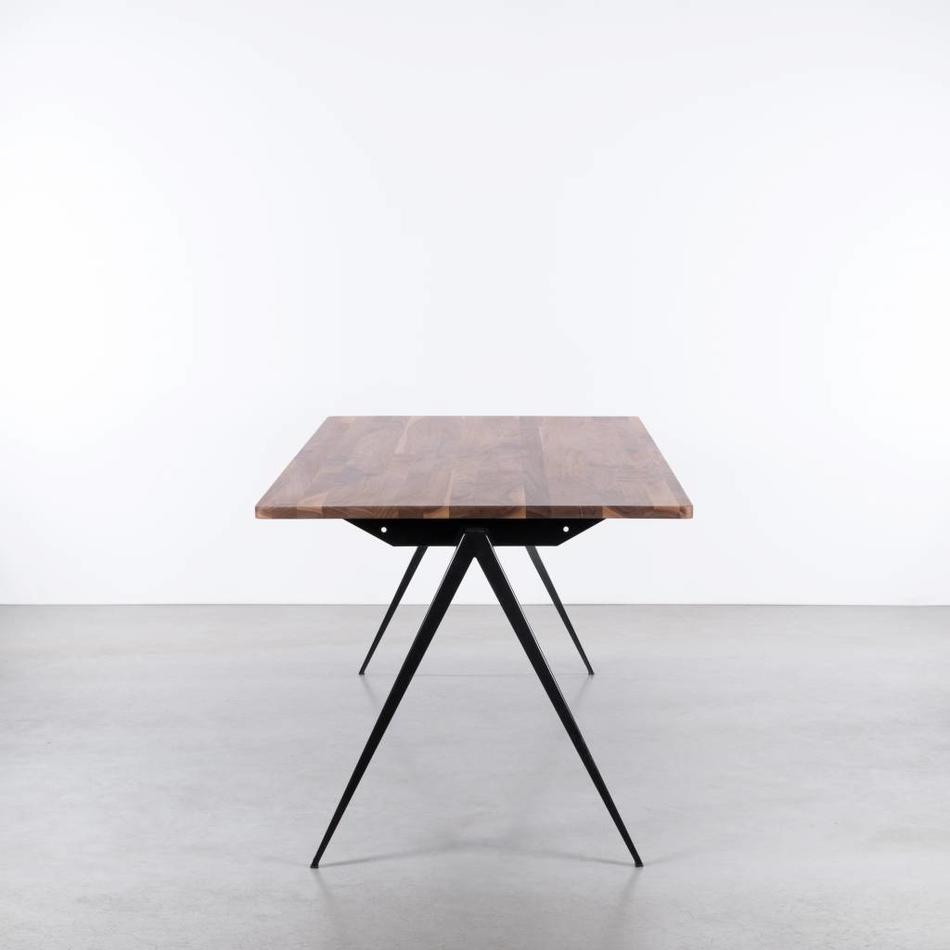 TD4 Table Black / Walnut