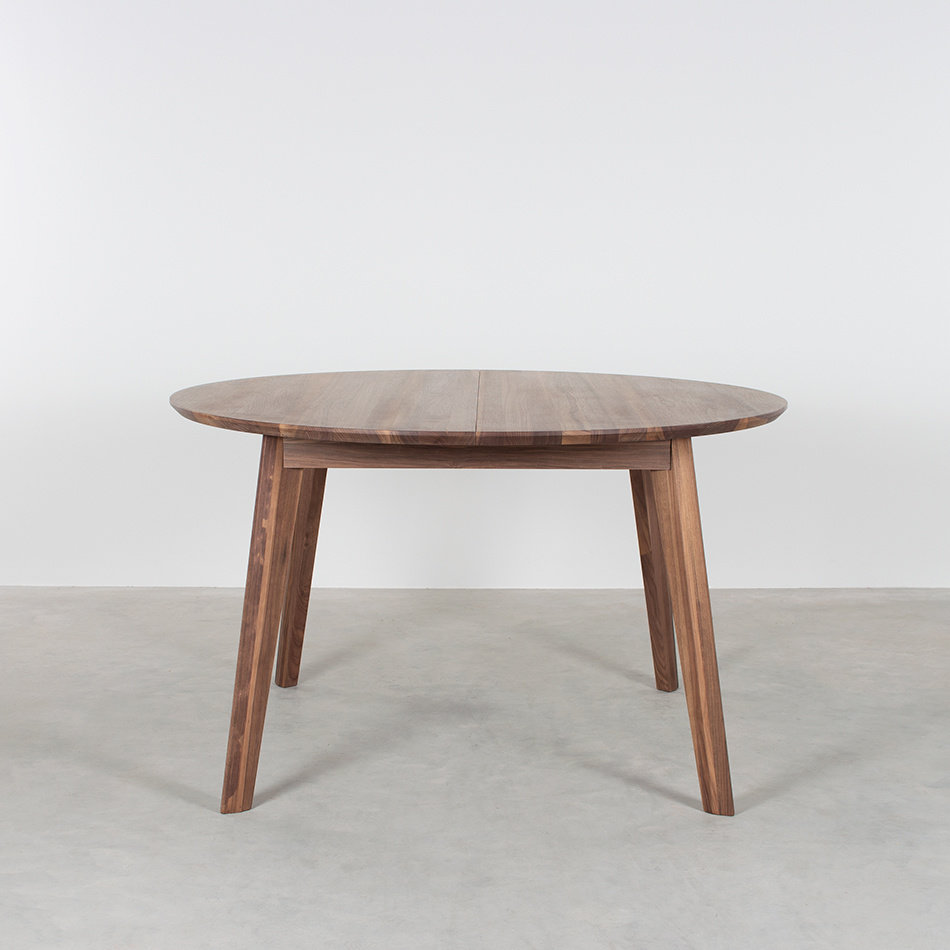 Nonne Table Round Extendable Walnut