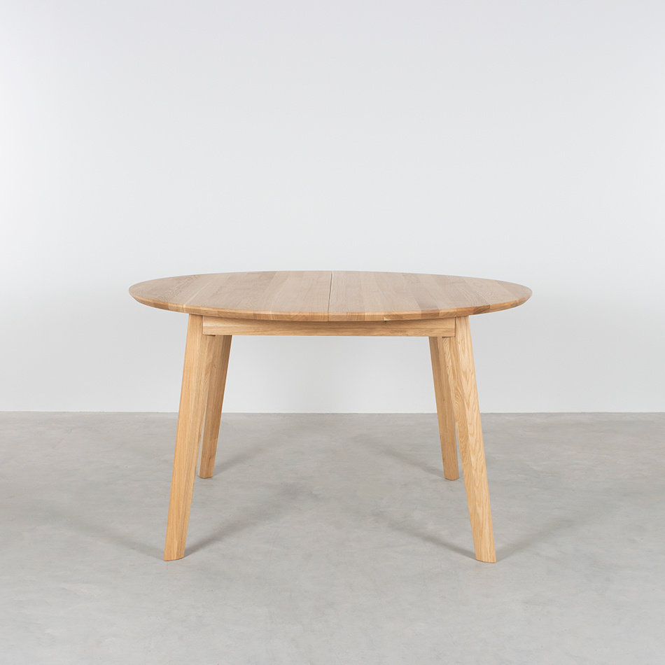 Nonne Table Round Extendable Oak