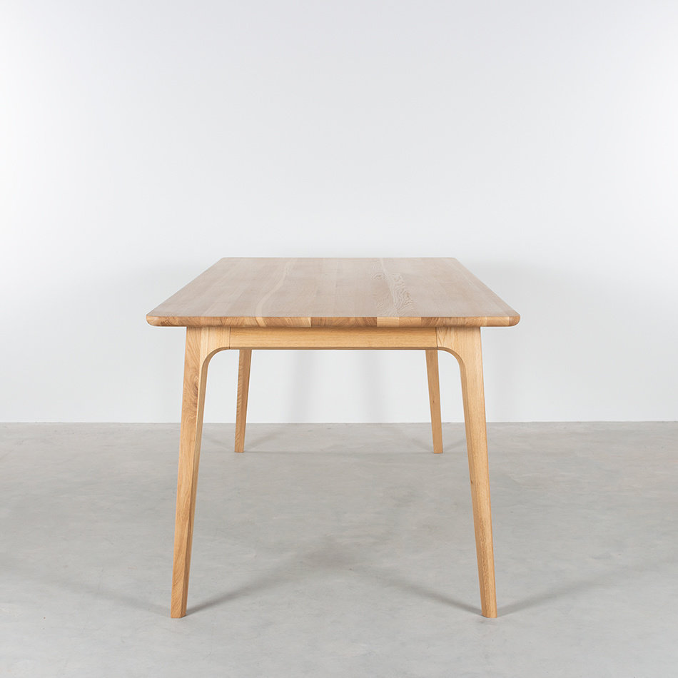 Fjerre Table Oak