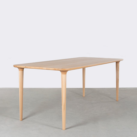 Trompet Table Beech